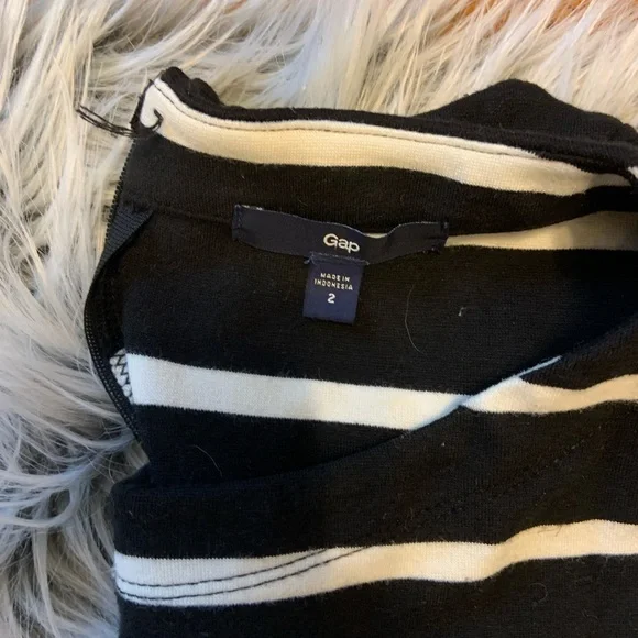 Gap Striped Mini Dress-Size 2 - Picture 2 of 3